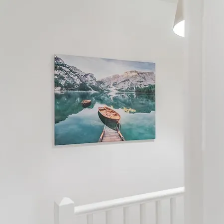 Modern Four Bed Home Near City Centre Sleep 8 * Bristol